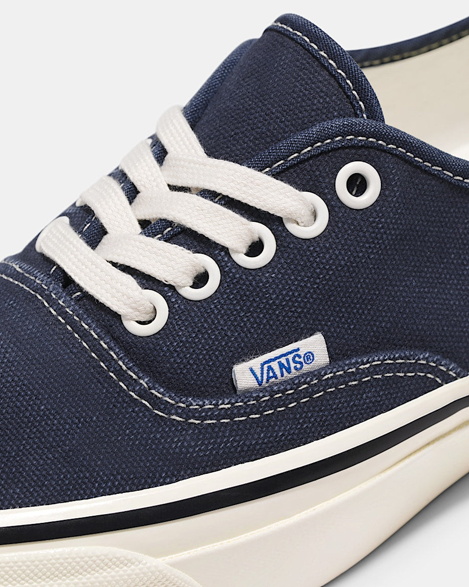 Authentic Vans - view 4